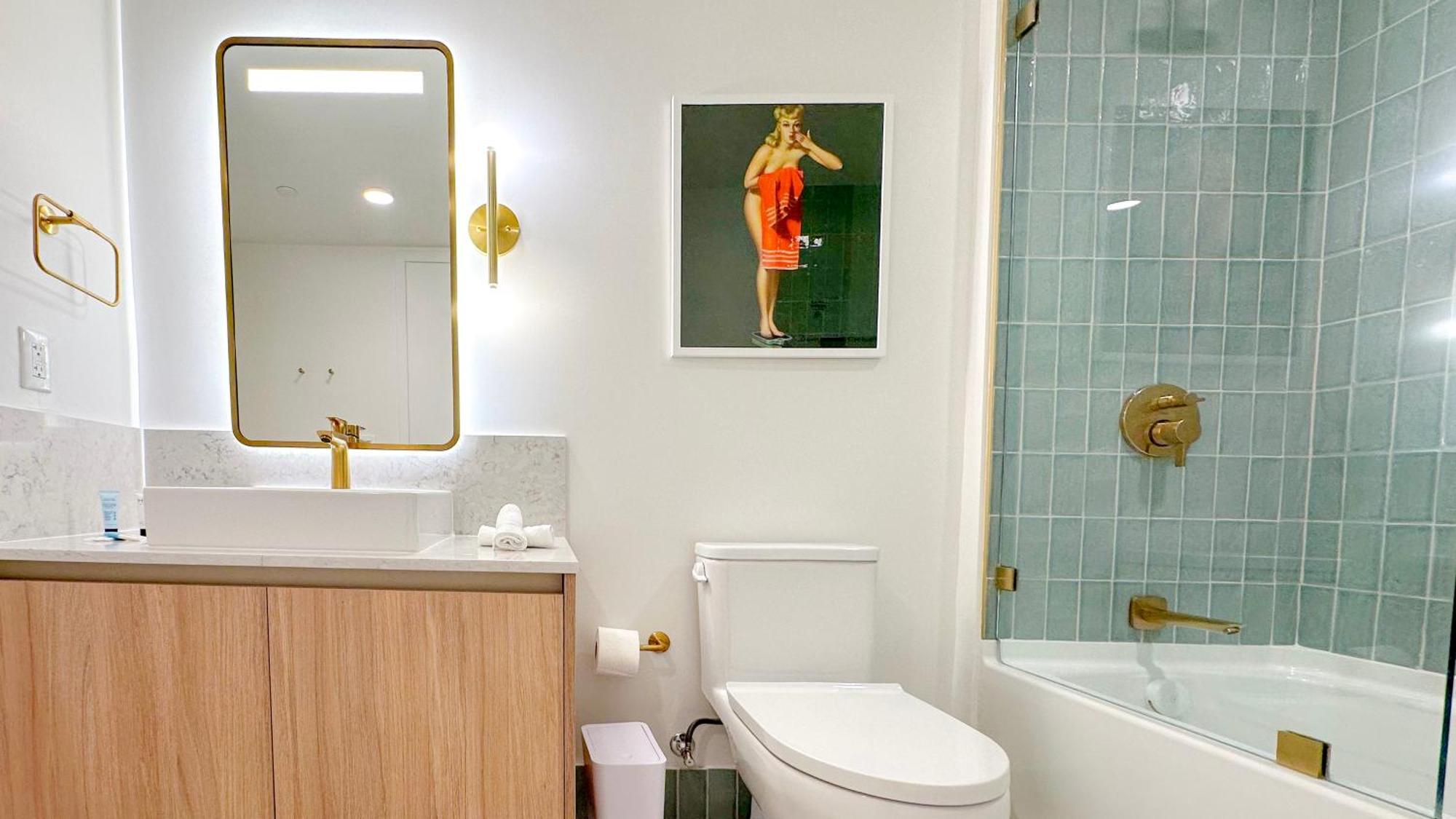 Stylish One Bedroom In The Heart Of Vibrant Downtown- Daily Fee And Parking Not Included Apartment Miami