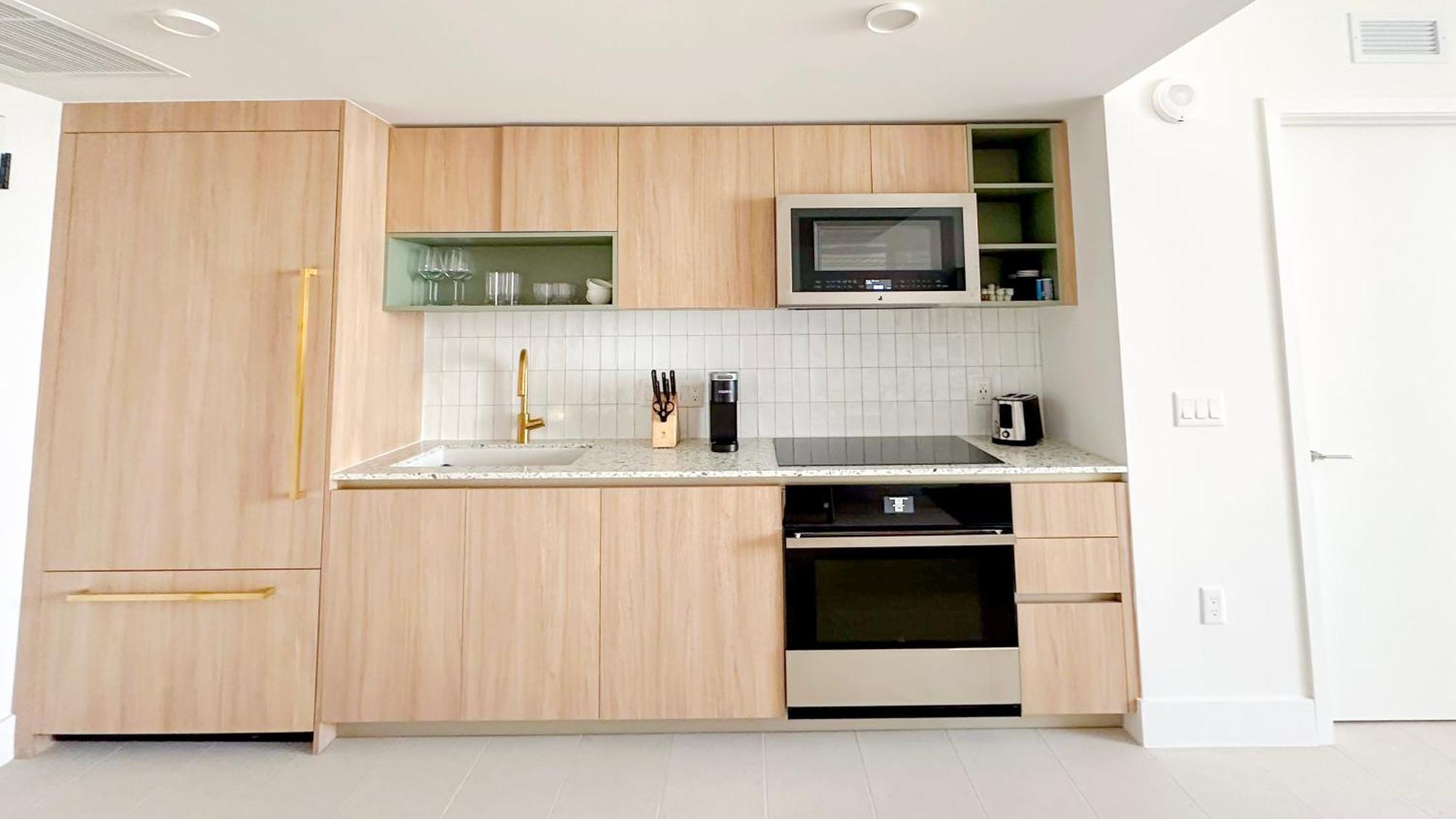 Stylish One Bedroom In The Heart Of Vibrant Downtown- Daily Fee And Parking Not Included Apartment Miami