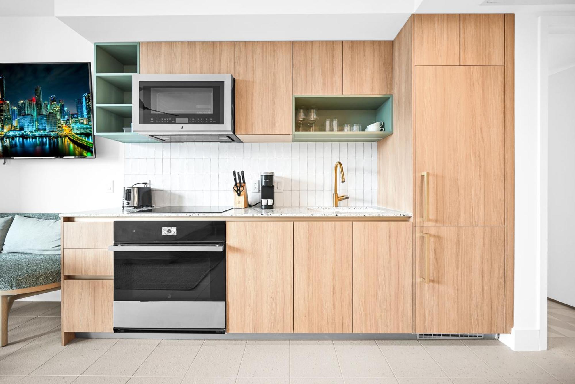 Apartment Stylish In The Heart Of Vibrant Downtown- Daily Fee And Parking Not Included Miami