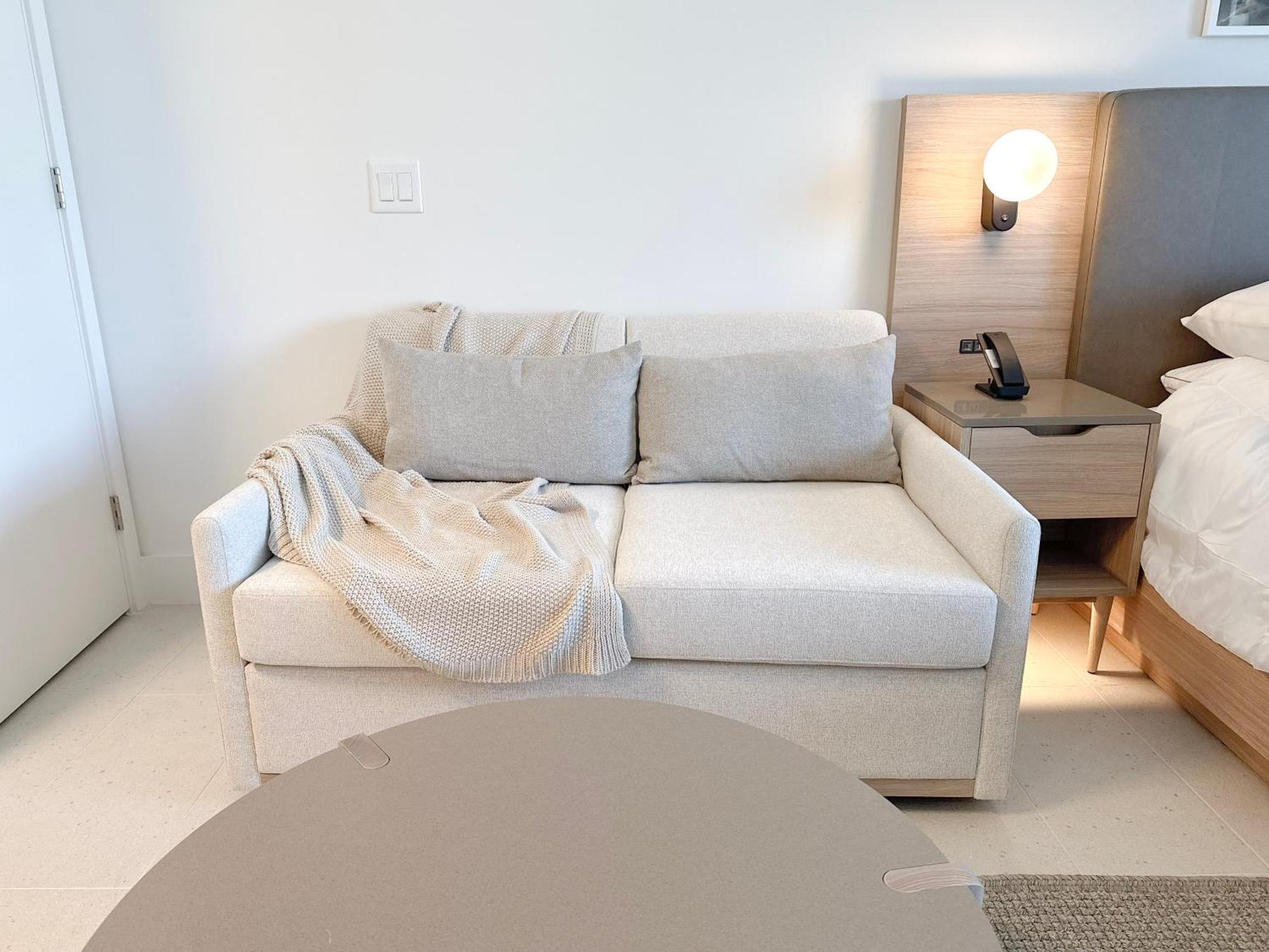 Stylish In The Heart Of Vibrant Downtown- Daily Fee And Parking Not Included * Miami