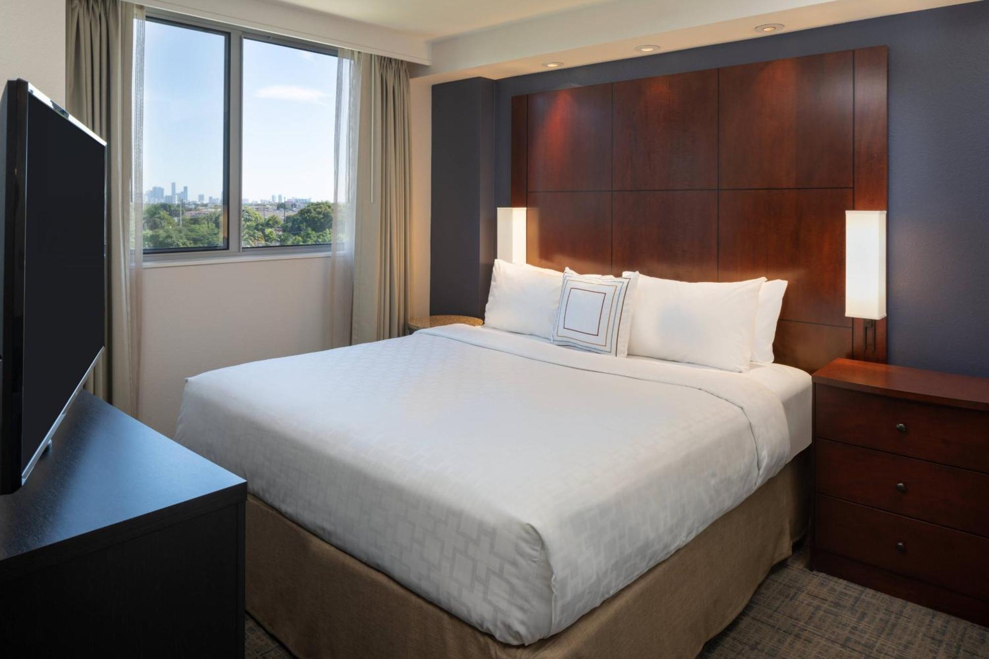 By Marriott Airport Miami