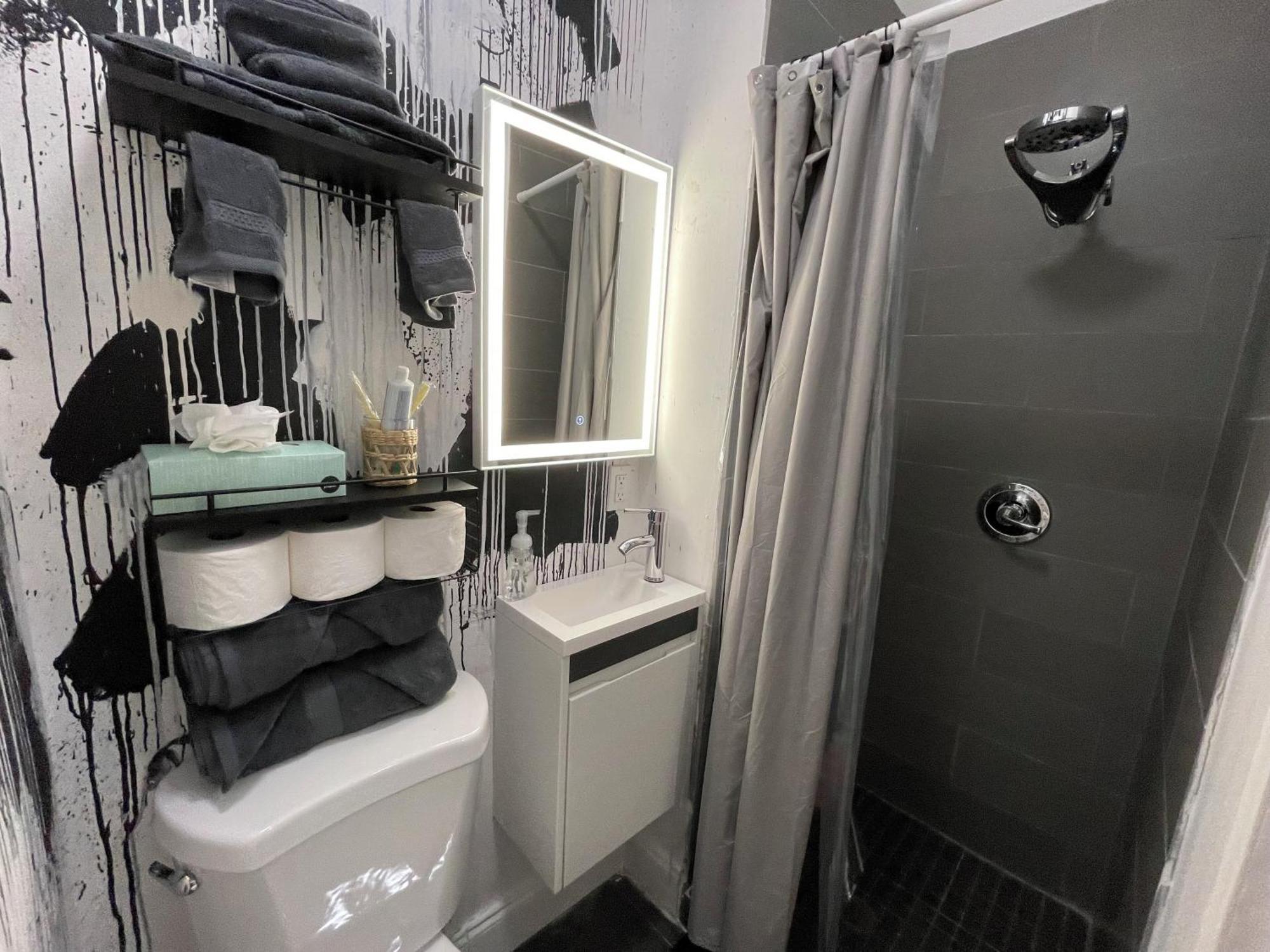 Beautiful Located Near Design District And Wynwood Apartment *