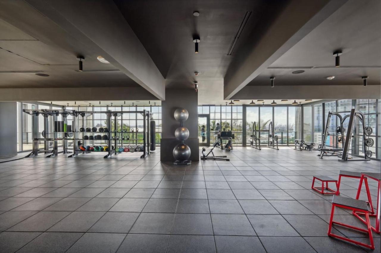 New Luxury Bay View Downtown