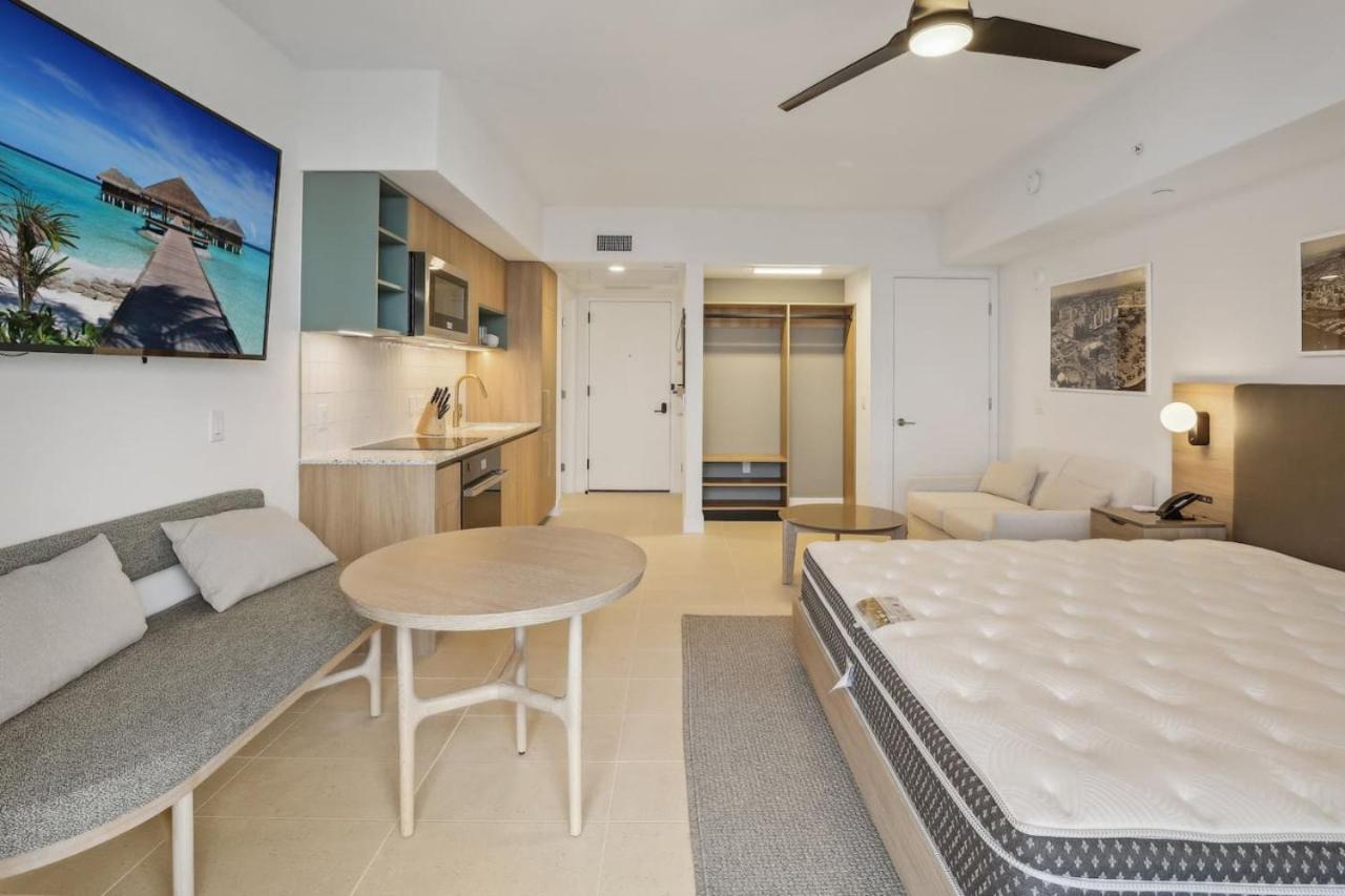 New Luxury Bay View Downtown Apartment Miami