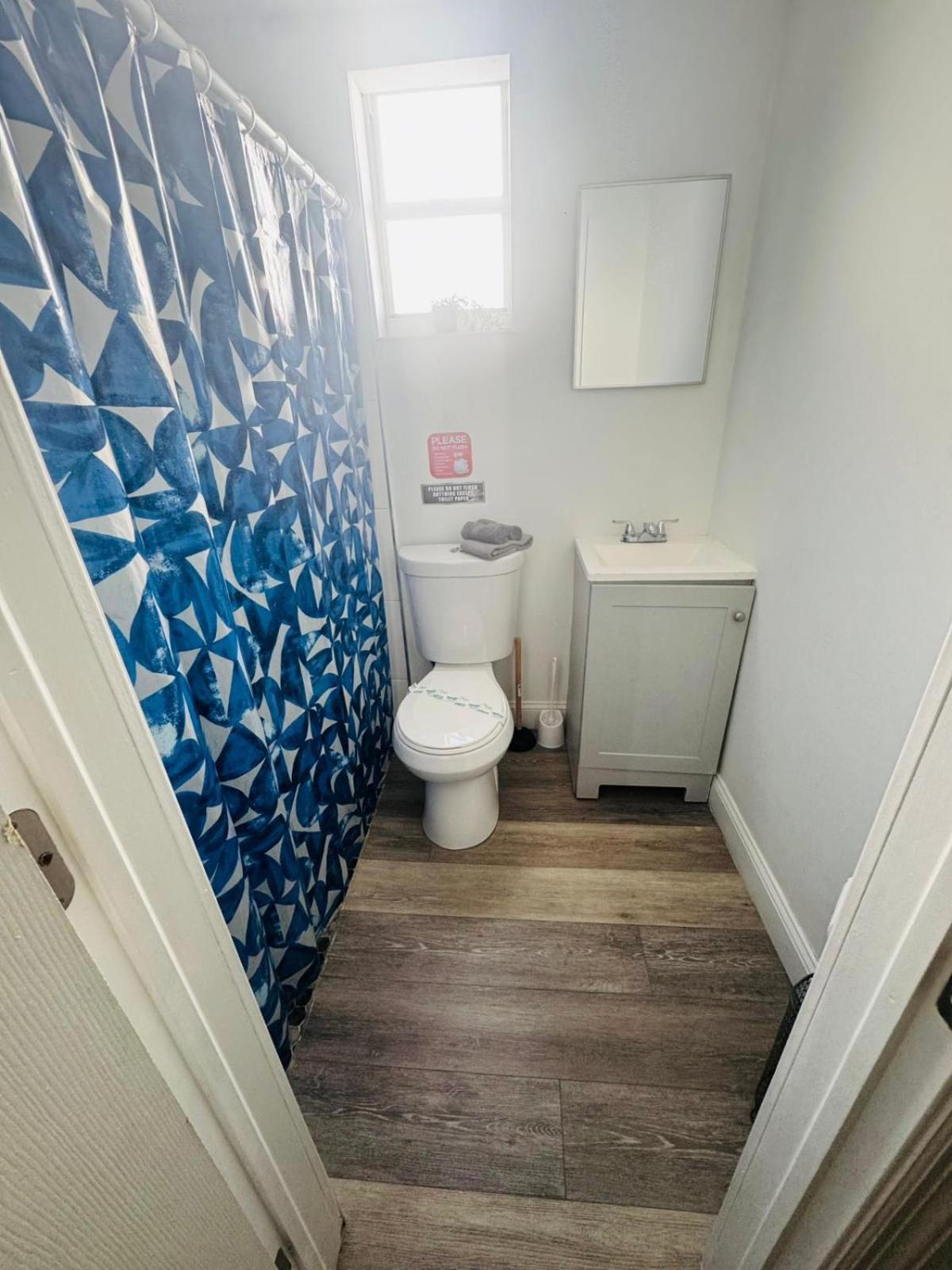 420 Friendly Charming Apt 1br1bth * Miami