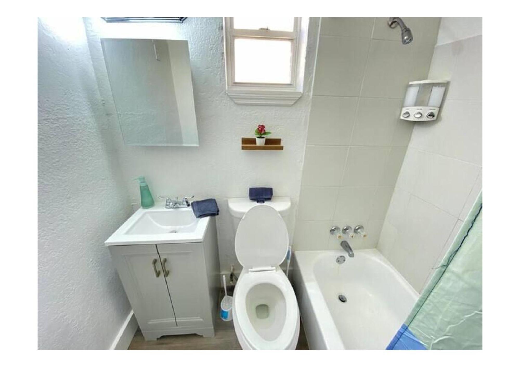 420 Friendly Charming Apt 1br1bth