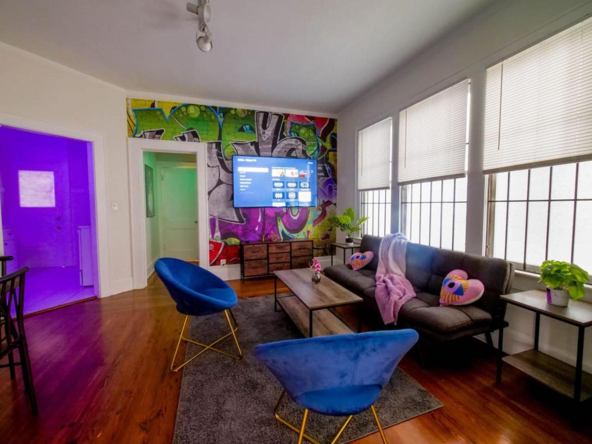 Style 2bed And 1bath Gem - Location Apartment