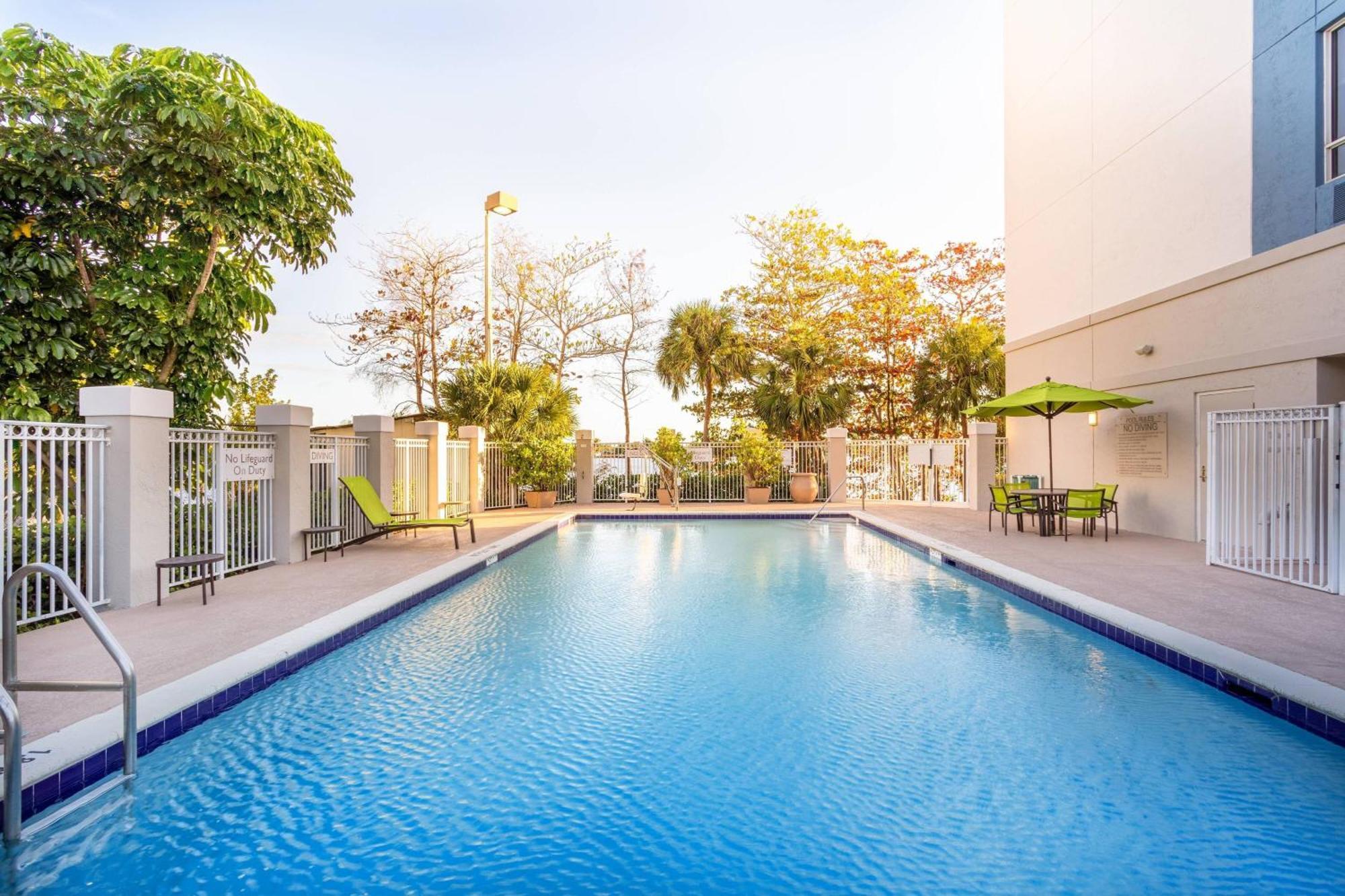 Hotel Springhill By Marriott Airport South Blue Lagoon Area
