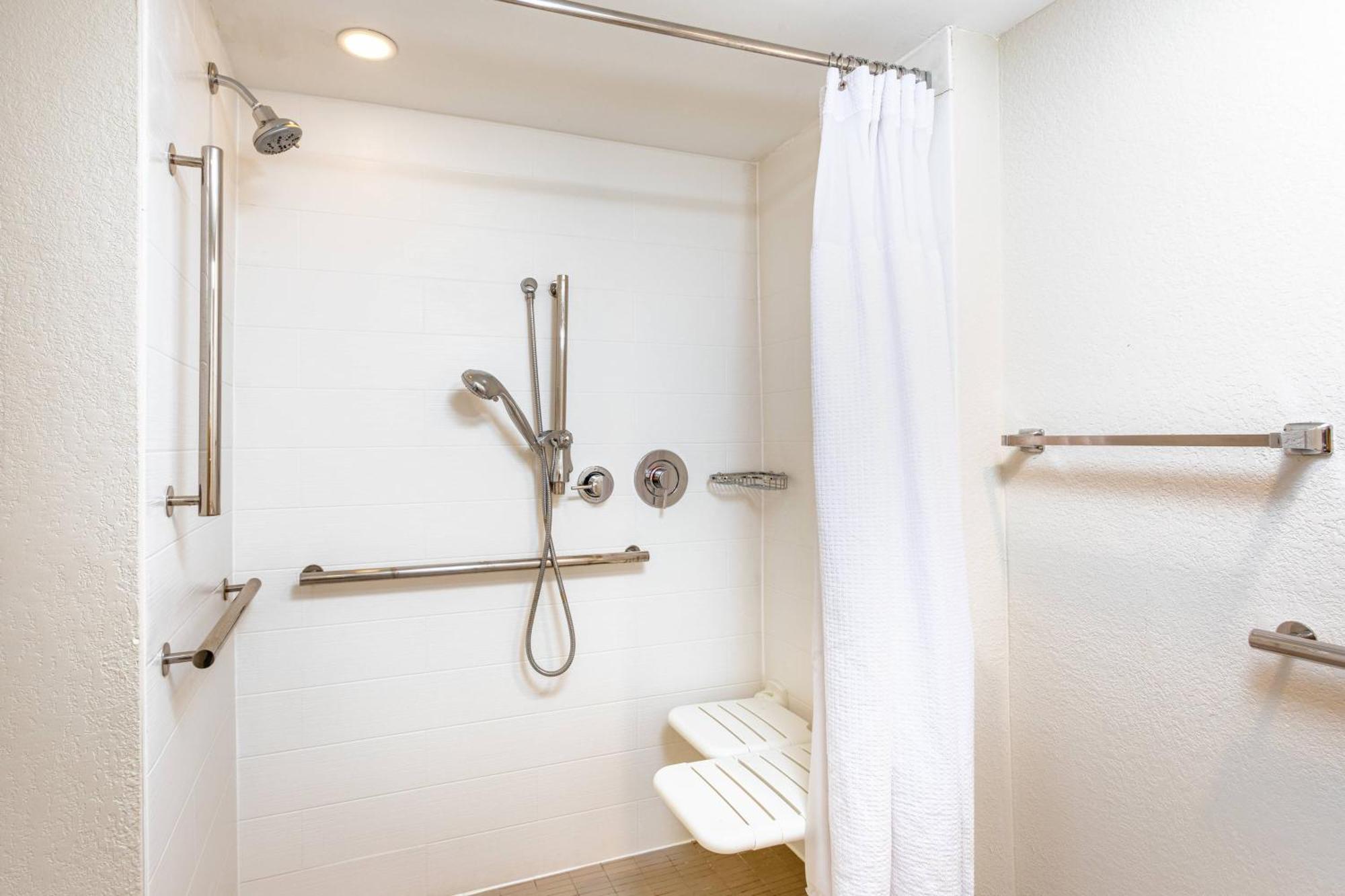 Springhill By Marriott Airport South Blue Lagoon Area Hotel 3*