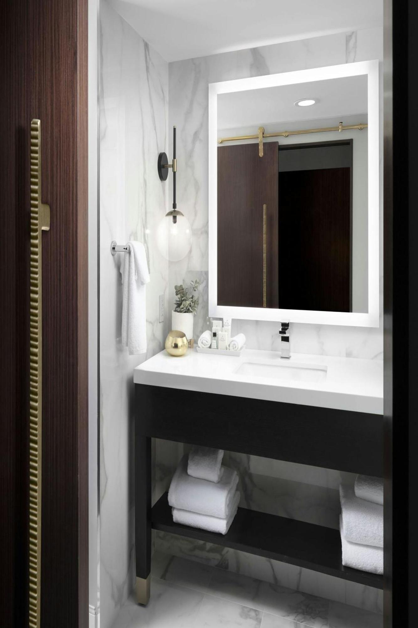 Jw Marriott Hotel 5*