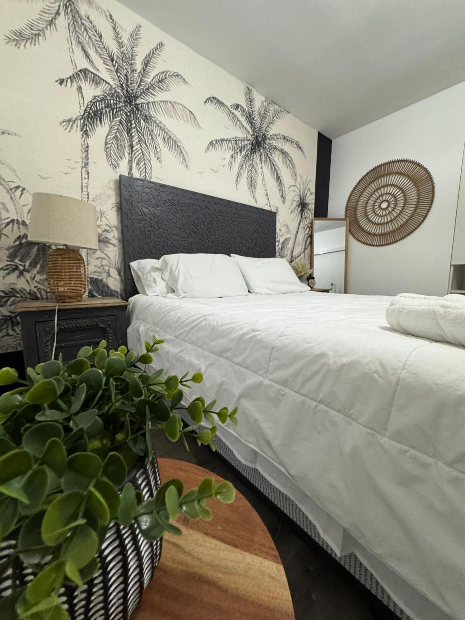 Rainbow - - Little Havanna Hotel Miami