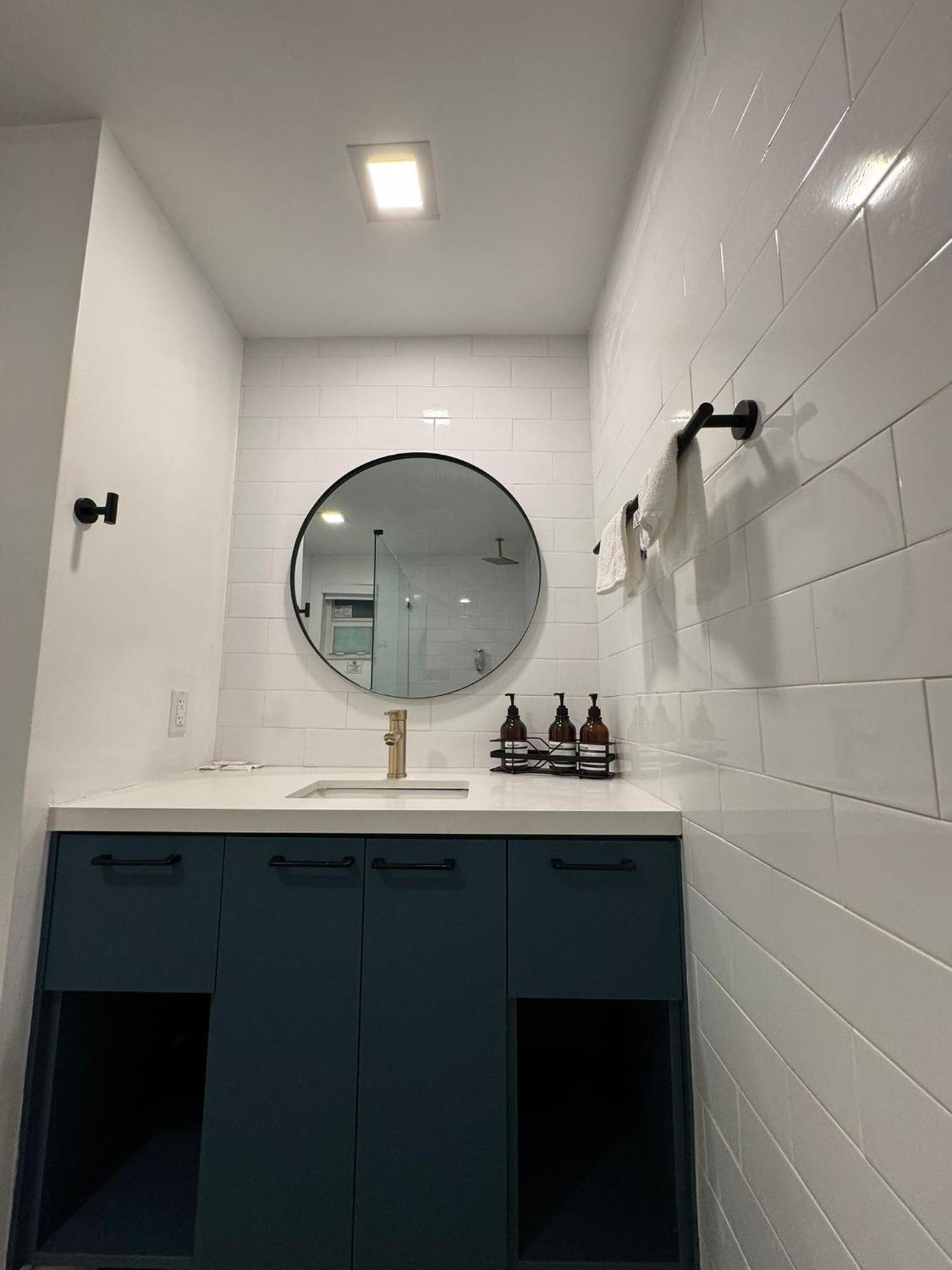 Hotel Rainbow - - Little Havanna Miami
