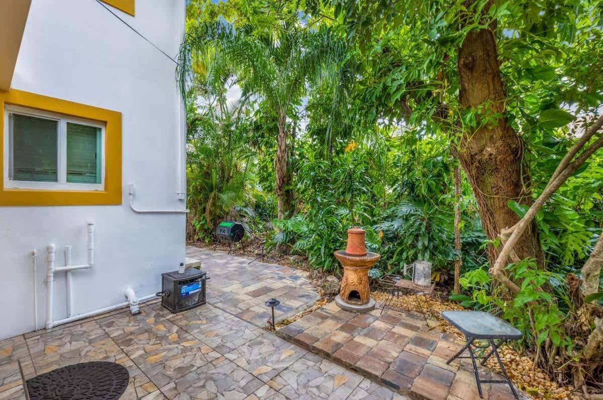 Charming Family With Lush Garden Miami