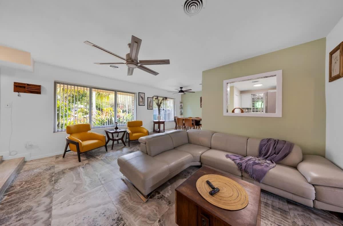 Charming Family With Lush Garden Miami