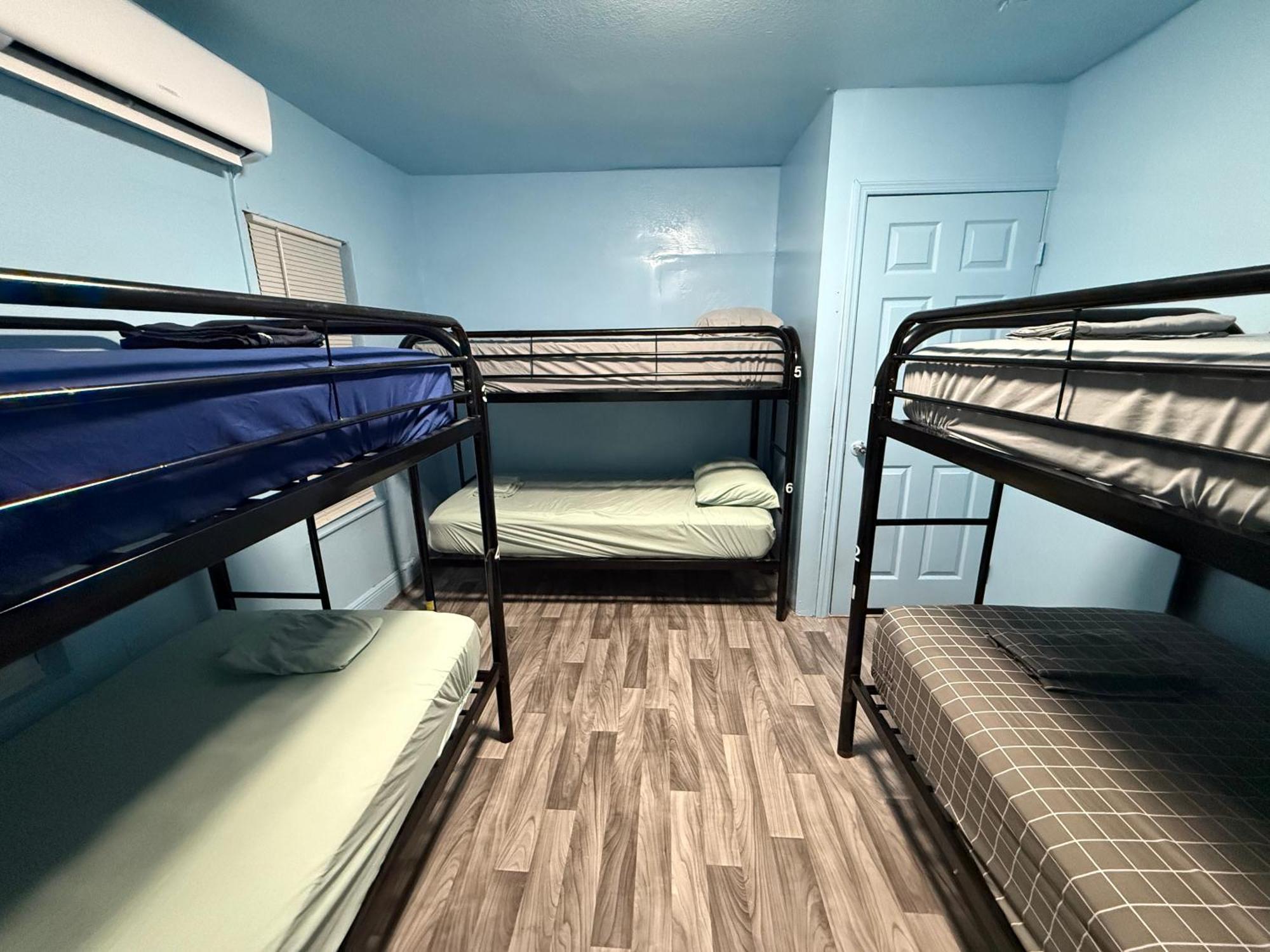 Hostel Oqp Vacations *