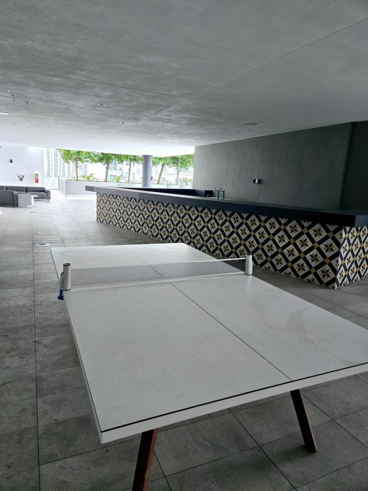 Apartment Myami With Balcony