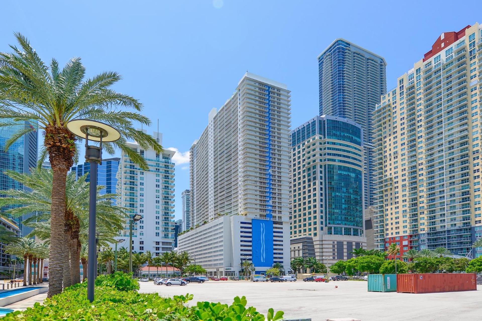 Apartment Modern Brickell With Prime Views
