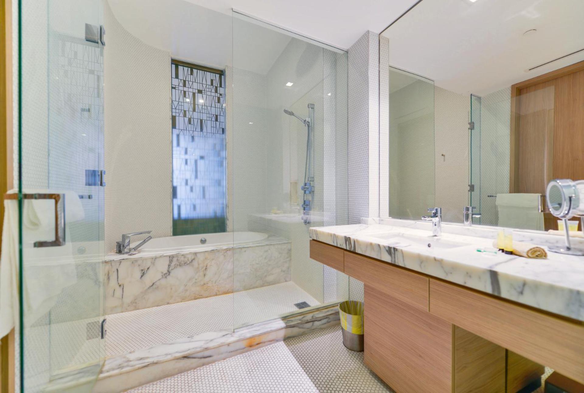 King Will Make Real Your Dreams Apartment Miami