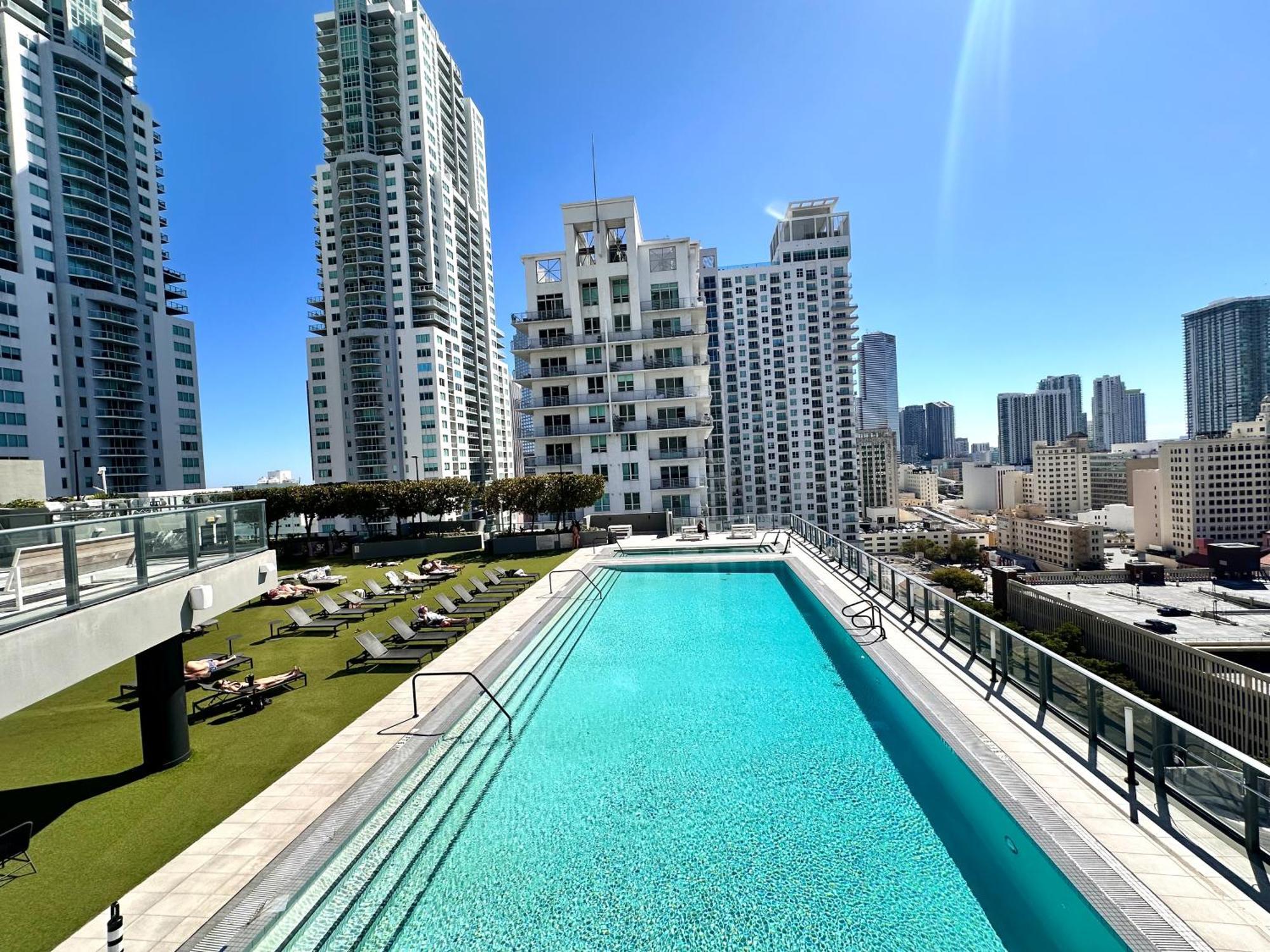 Luxury Loft- Free Parking- Ocean View, Brickell Downtown