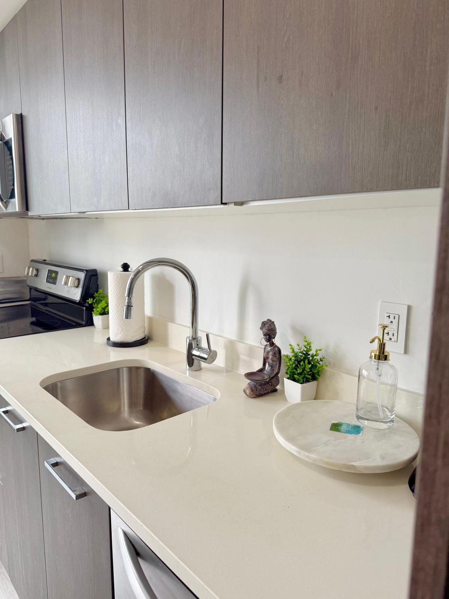 Apartment Luxury Loft- Free Parking- Ocean View, Brickell Downtown