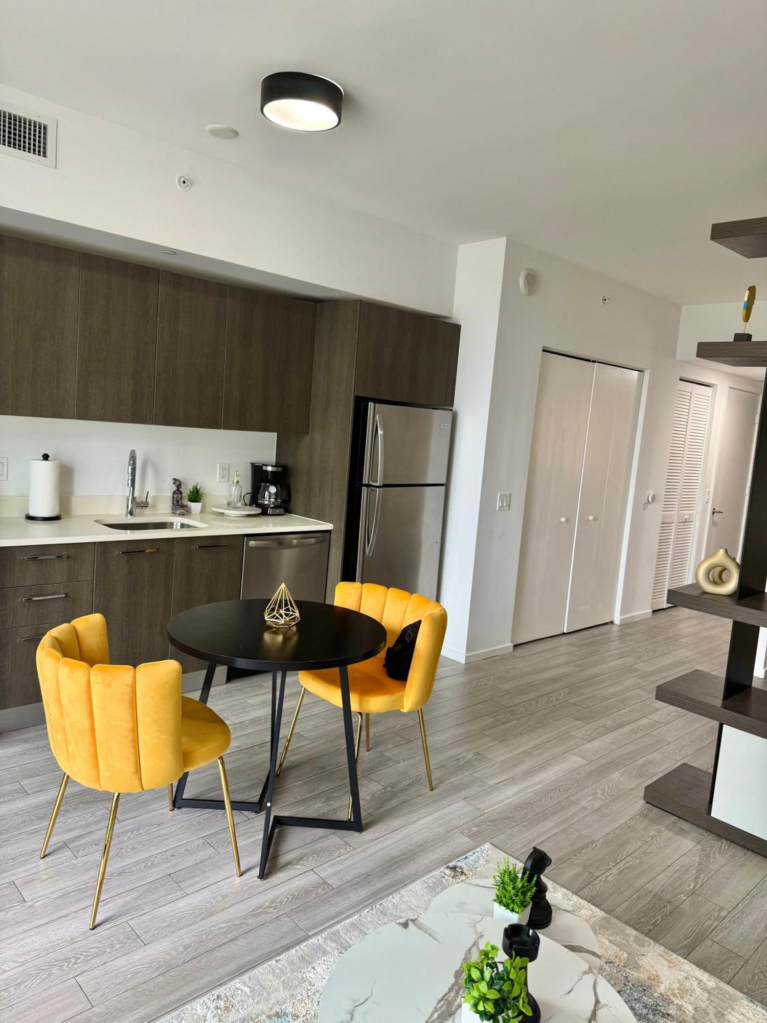 Luxury Loft- Free Parking- Ocean View, Brickell Downtown Apartment
