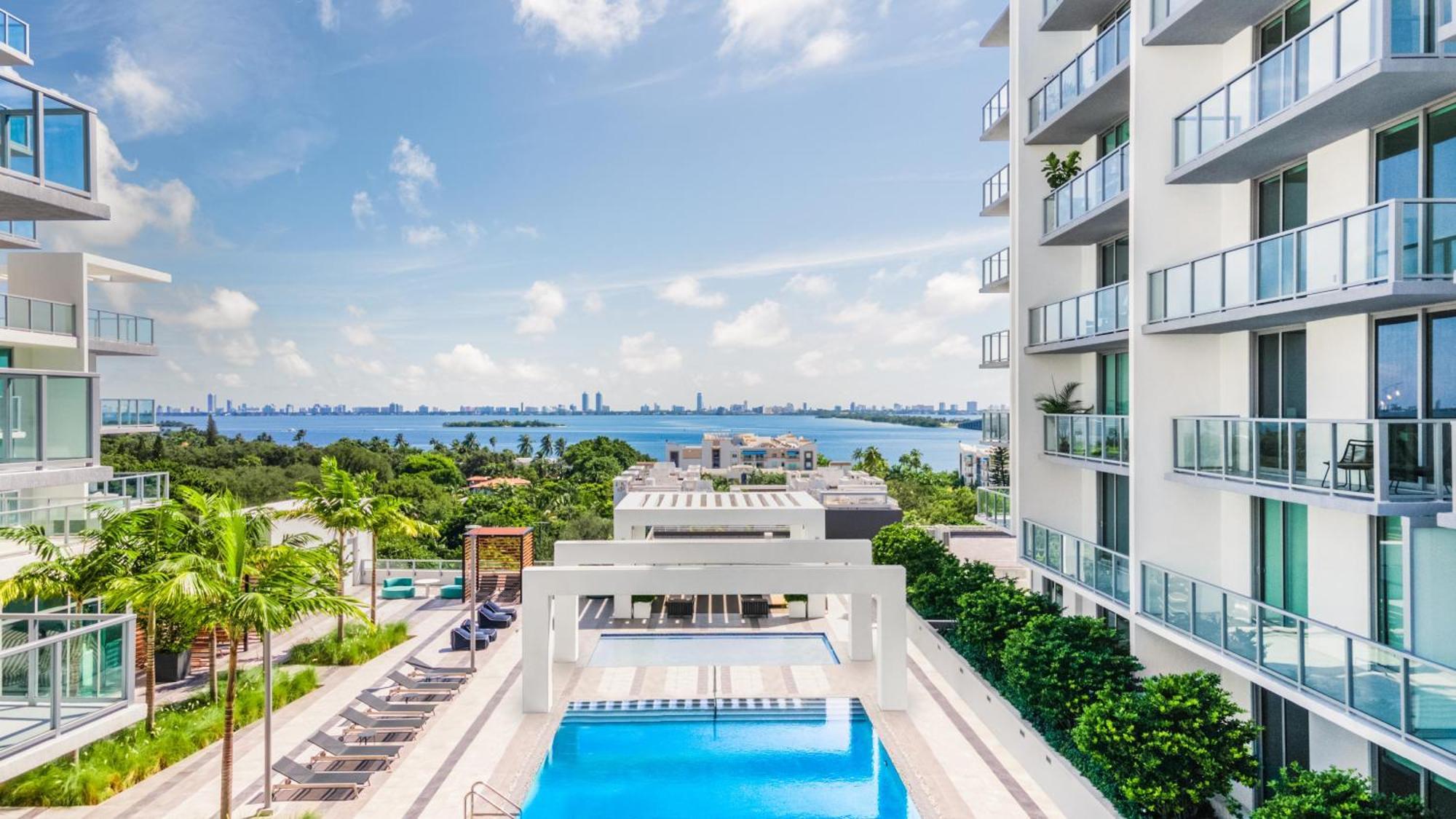 3900-602lg Design District, 2 Bedrooms & 2 Bathrooms Miami