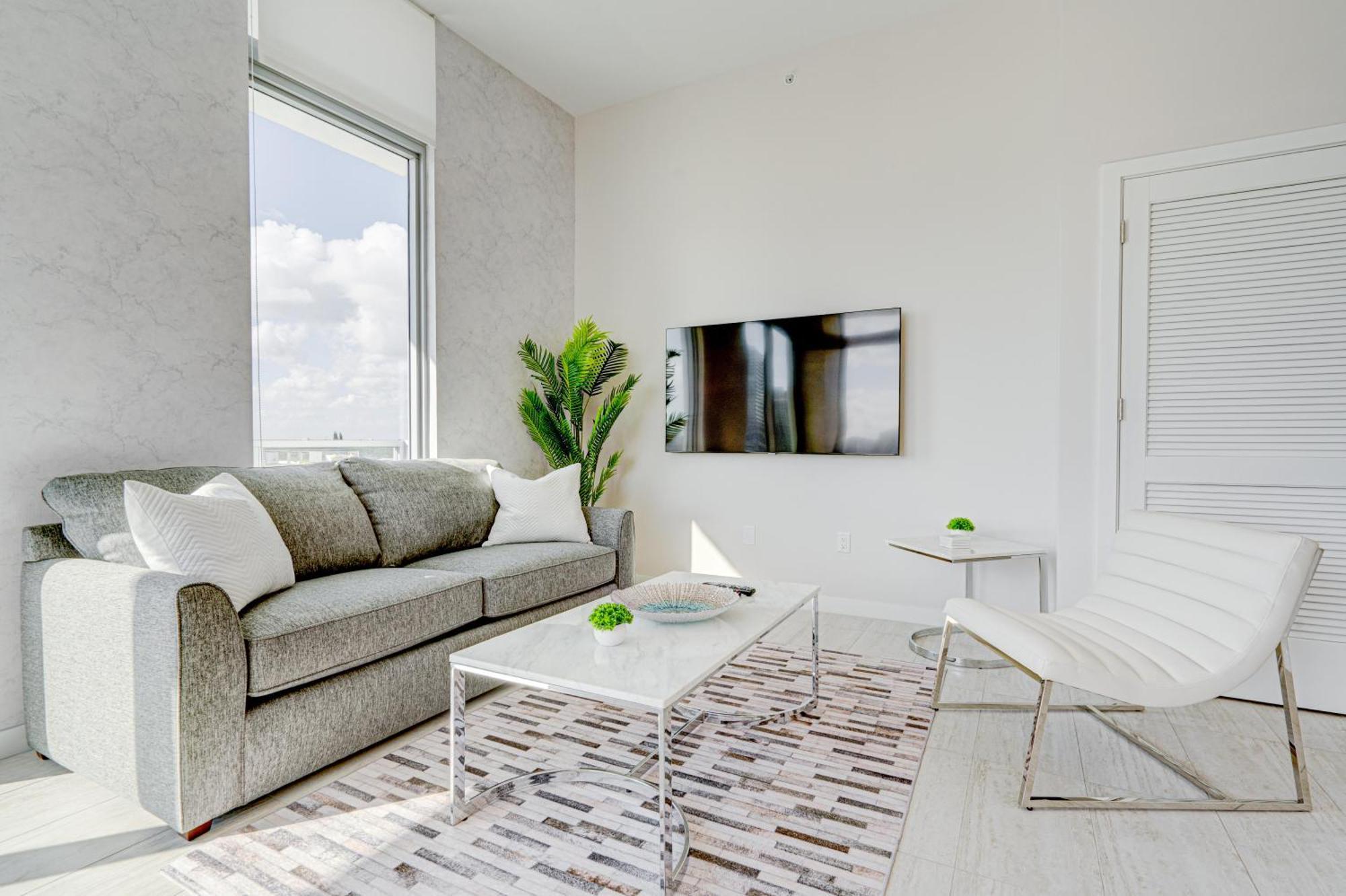 3900-602lg Design District, 2 Bedrooms & 2 Bathrooms * Miami