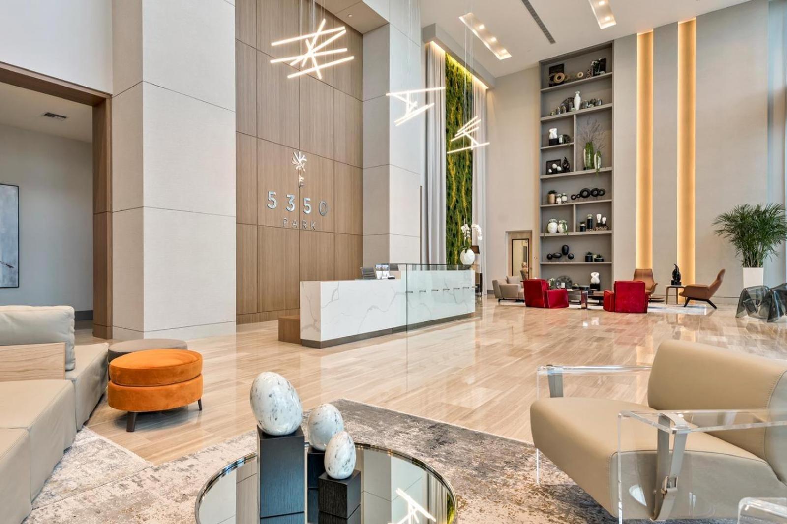 805mm Downtown Doral 2 Bedrooms & 2 Bathrooms Apartment *