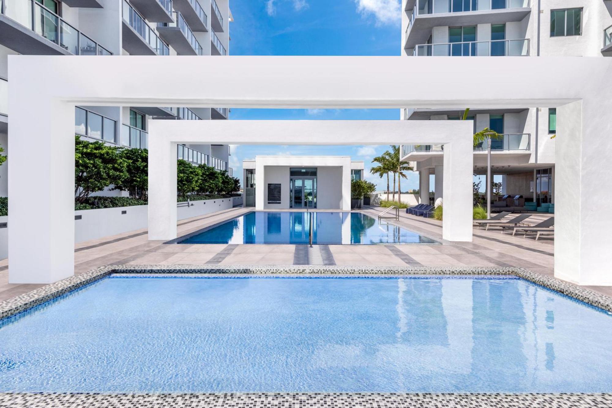 Apartment 3900-602lg Design District, 2 Bedrooms & 2 Bathrooms