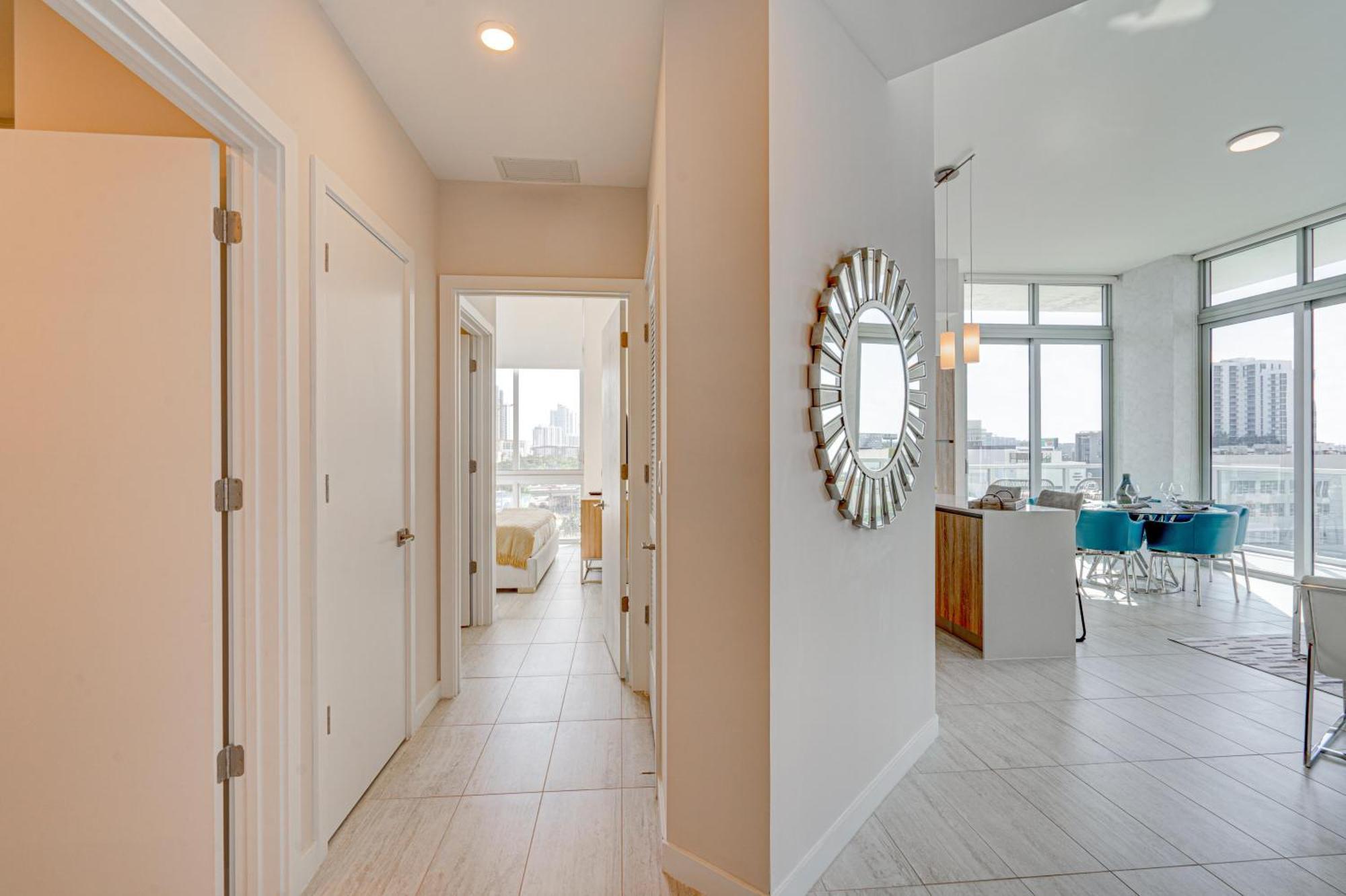 Apartment 3900-602lg Design District, 2 Bedrooms & 2 Bathrooms Miami
