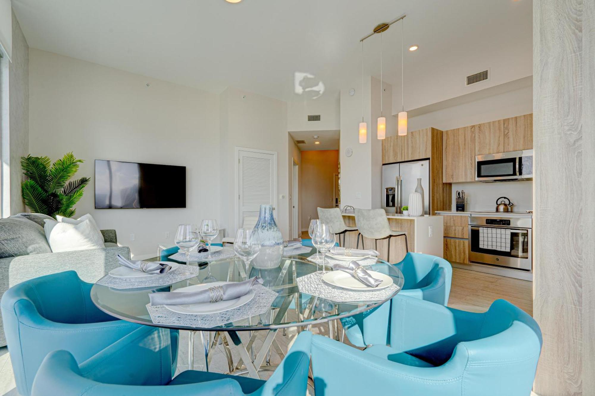 3900-602lg Design District, 2 Bedrooms & 2 Bathrooms Apartment