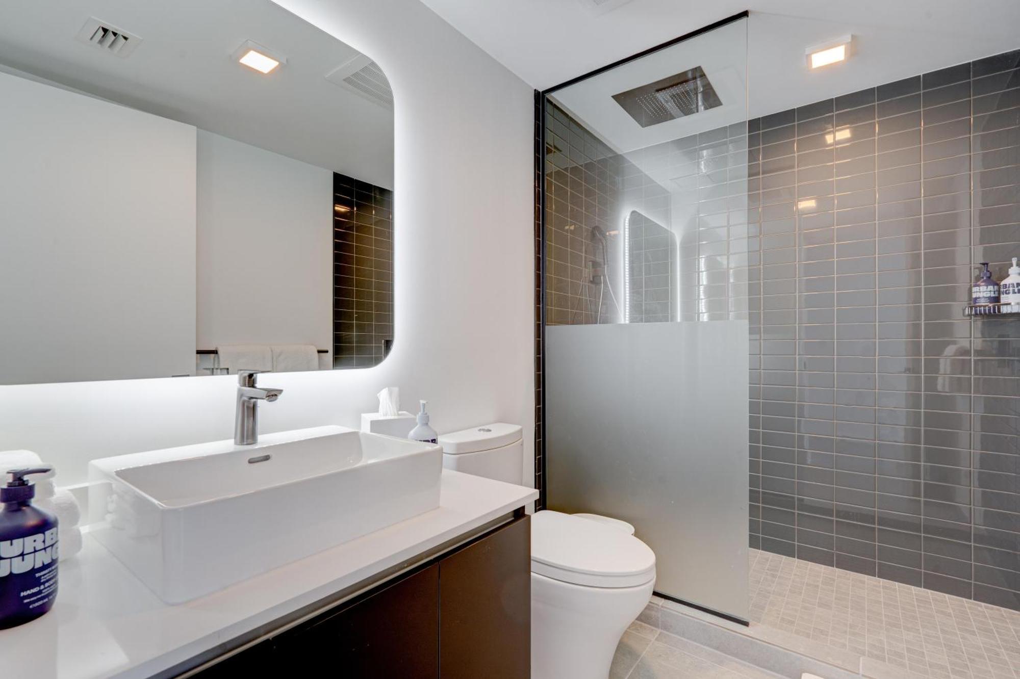 227-2500fu Downtown 1 Bedroom Miami