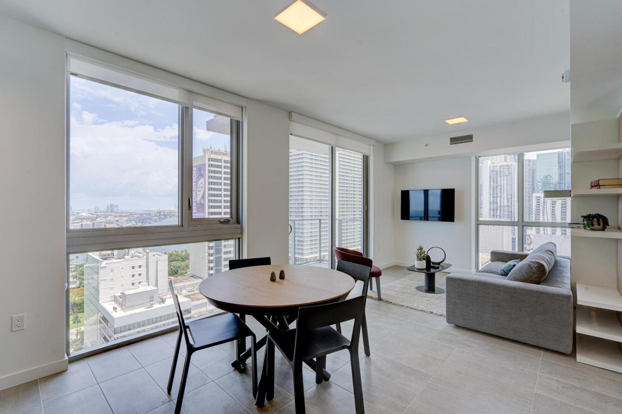 227-2500fu Downtown 1 Bedroom Miami