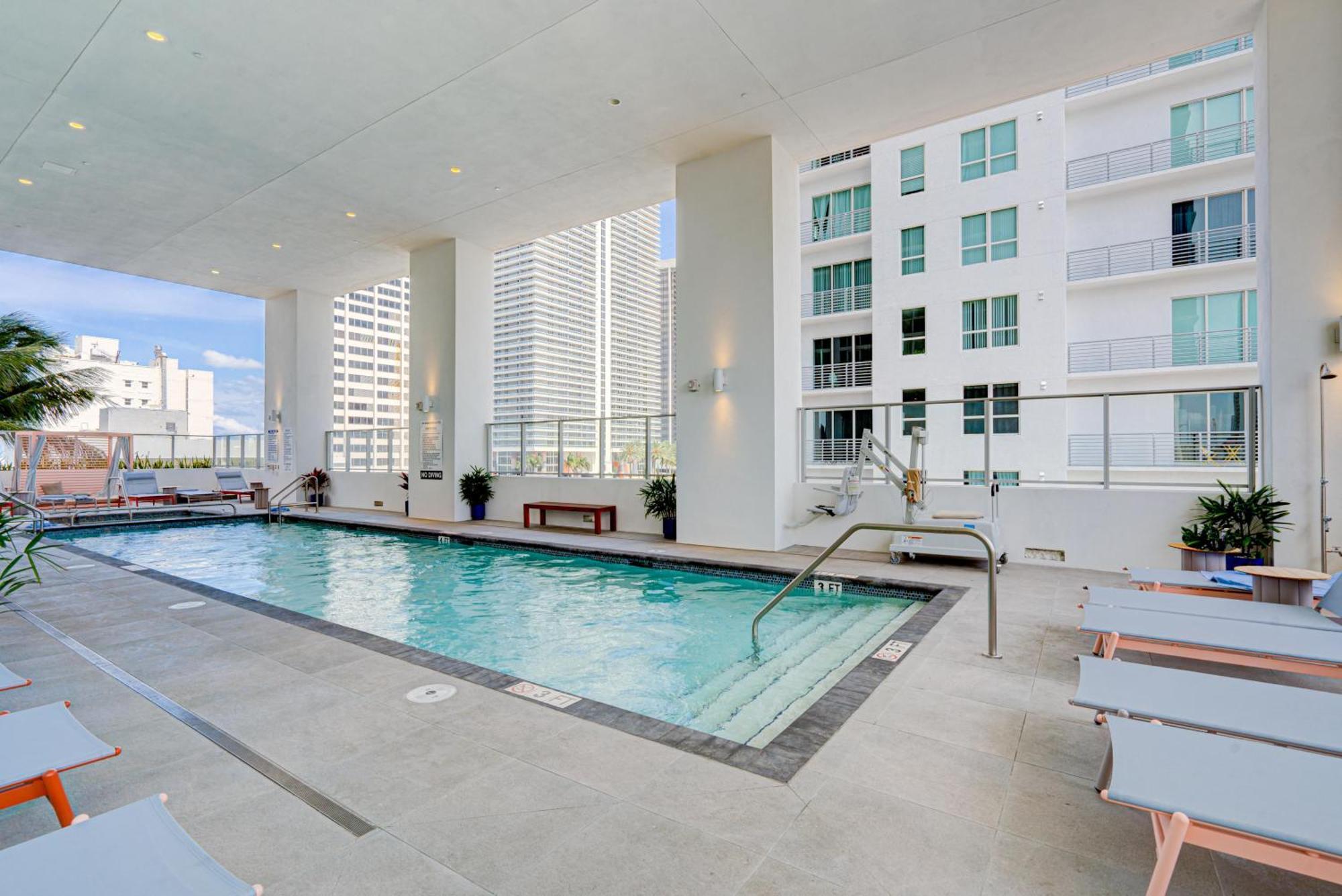 227-2500fu Downtown 1 Bedroom * Miami