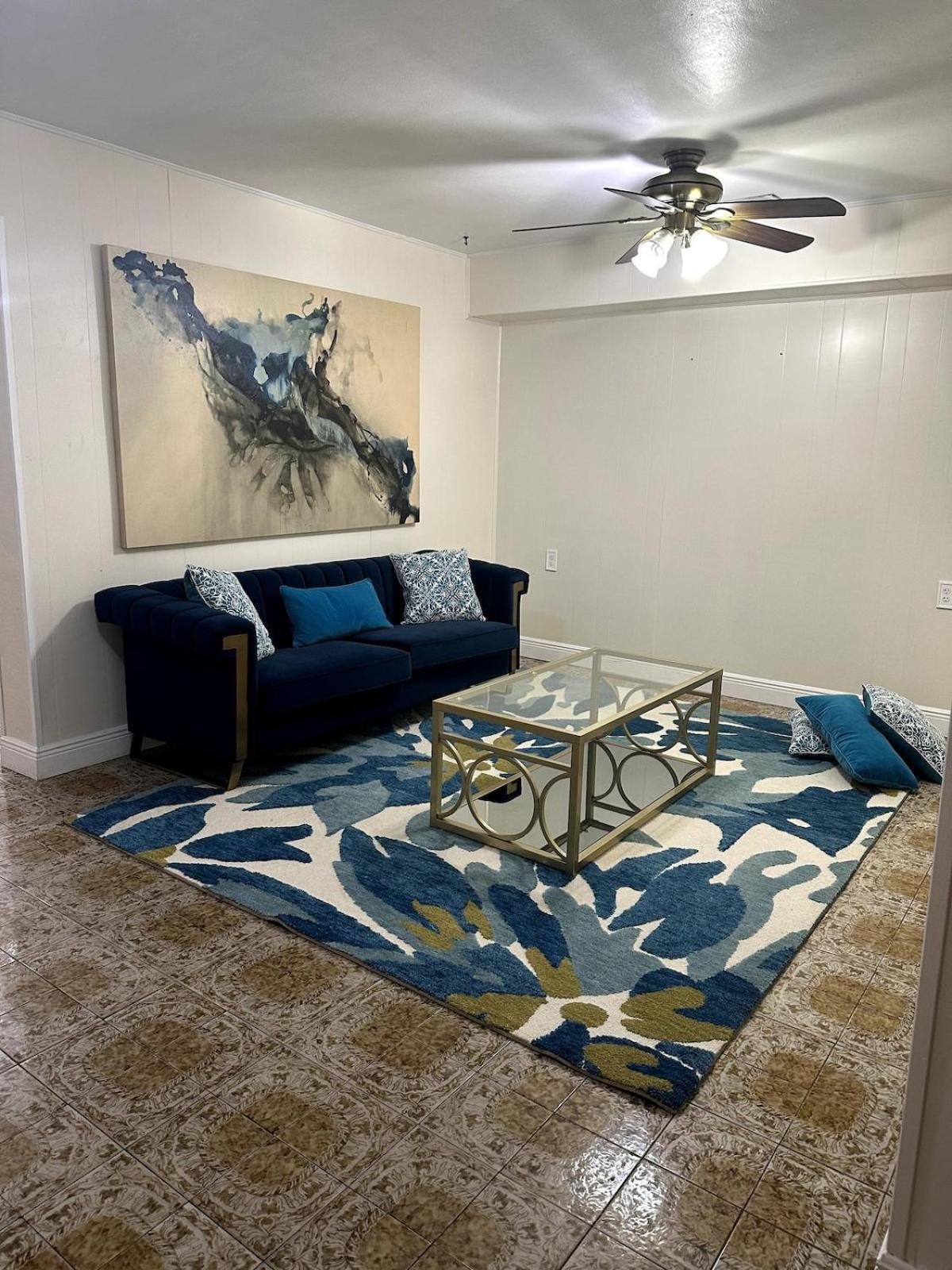 Bed2 Tropical Oasis Shared Bed Men Only * Miami