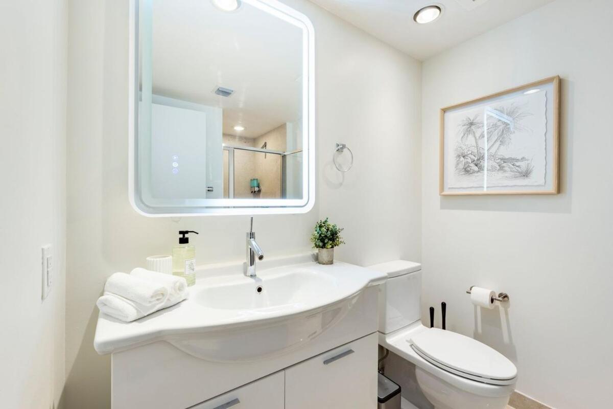 Apartment Sky High Penthouse Corner 2br 2ba Icon Brickell