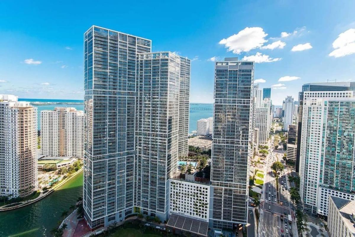 Sky High Penthouse Corner 2br 2ba Icon Brickell Apartment *