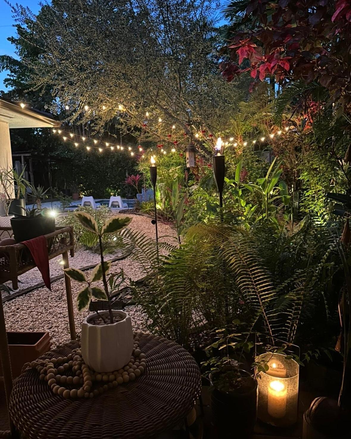 10 Min From Wynwood, Tropical Oasis W Heated Pool Holiday home Miami