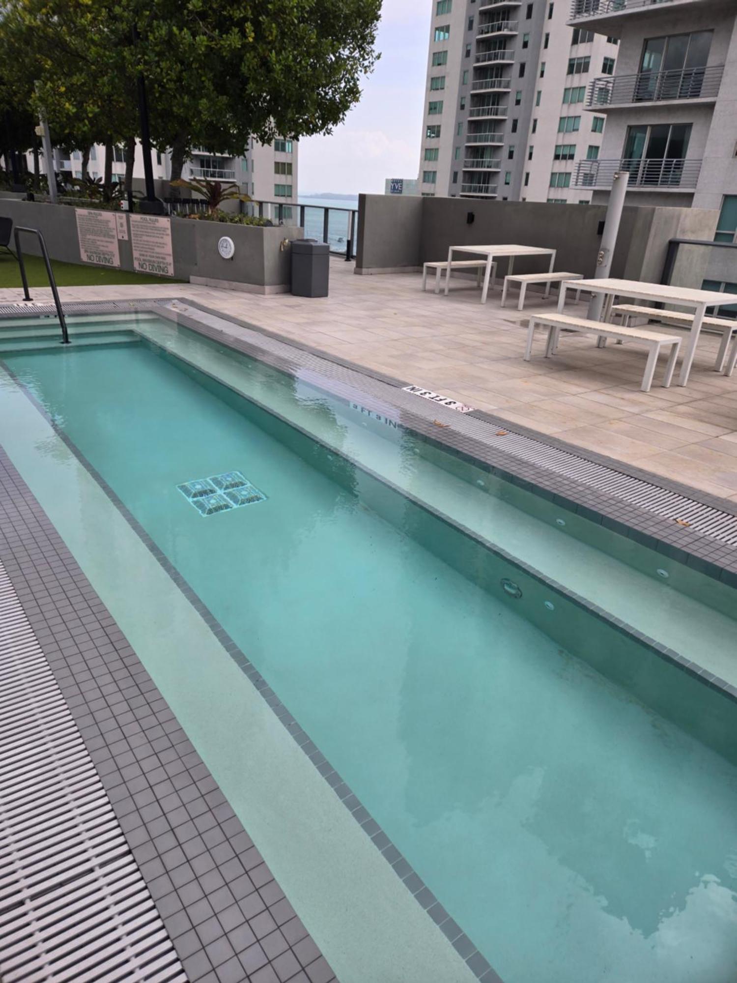 Myami With Balcony Apartment