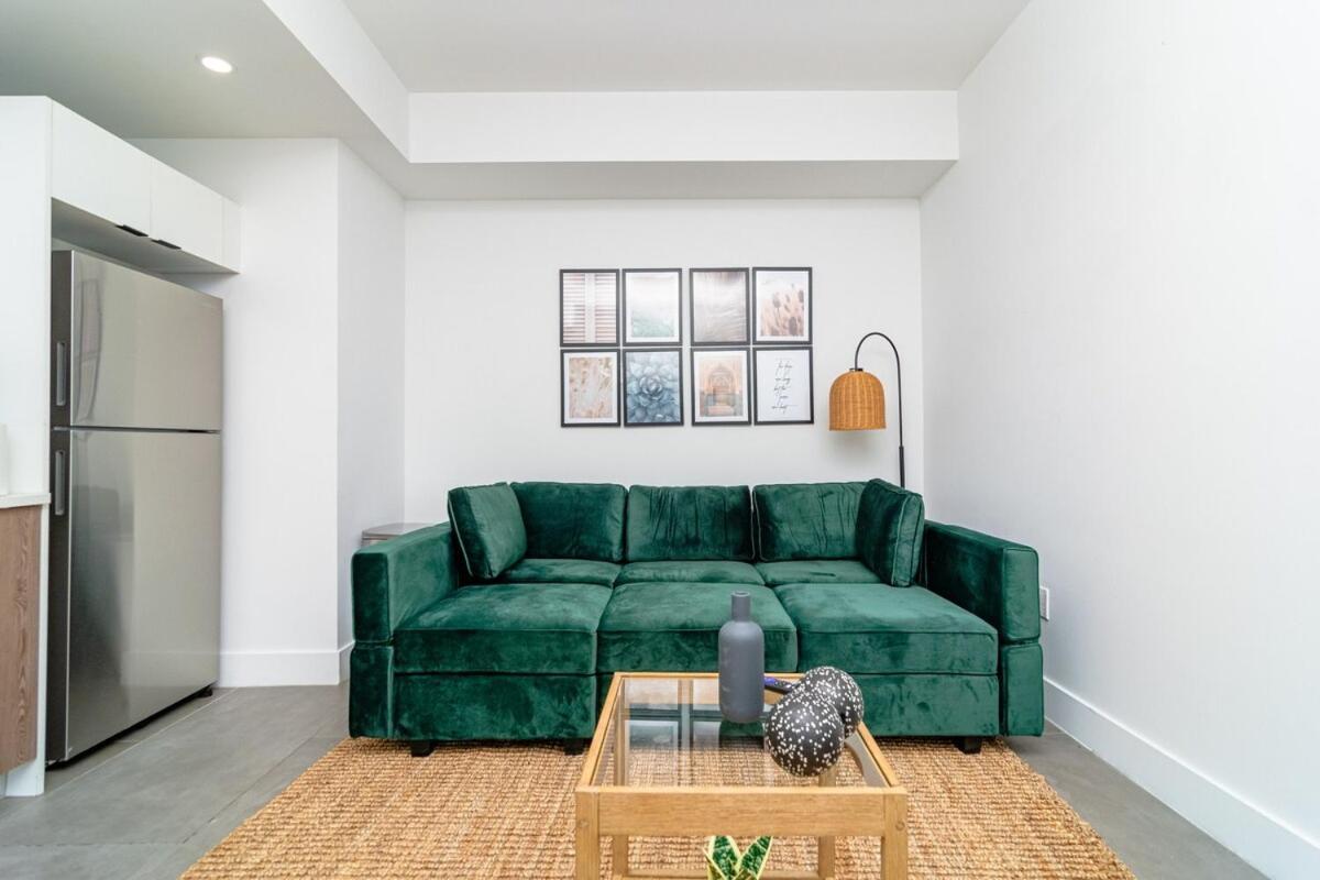 King Bed Brand New Oasis Minutes To Brickell *
