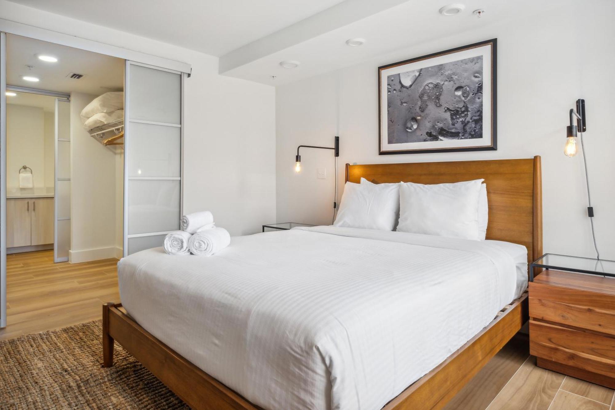 Appartement Stylish Modern At Gables Grand Plaza In *