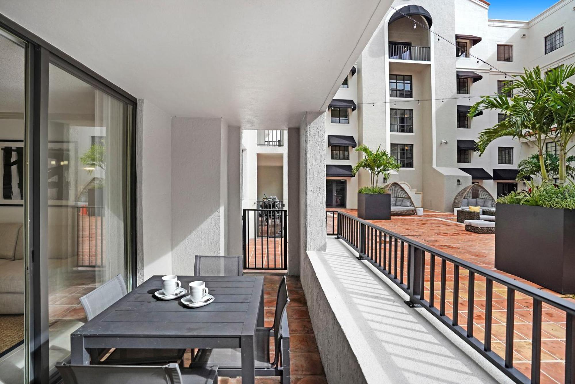 Appartement Stylish Modern At Gables Grand Plaza In