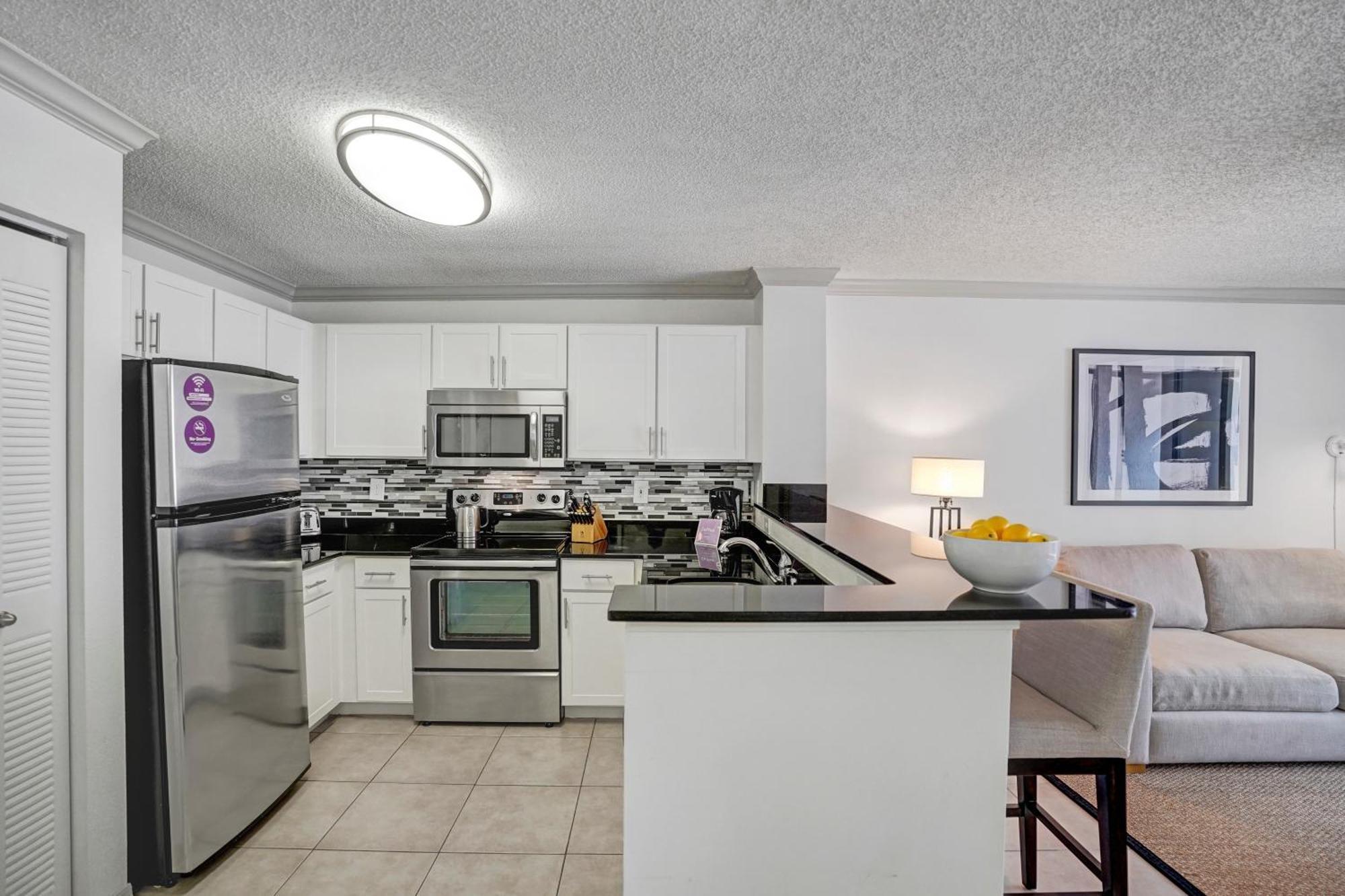 Appartement Stylish Modern At Gables Grand Plaza In *