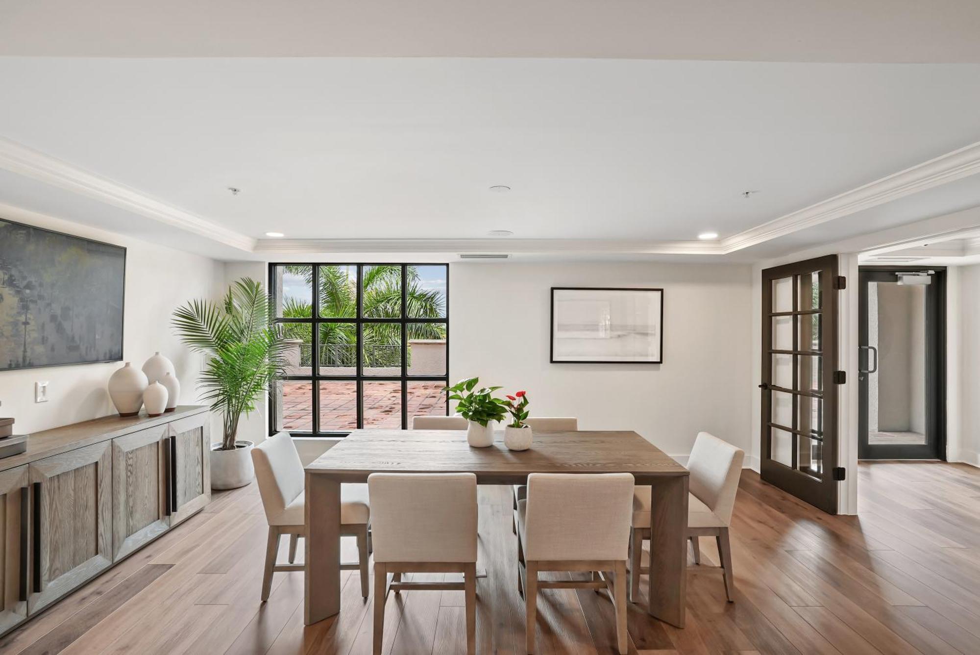 Stylish Modern At Gables Grand Plaza In Appartement *