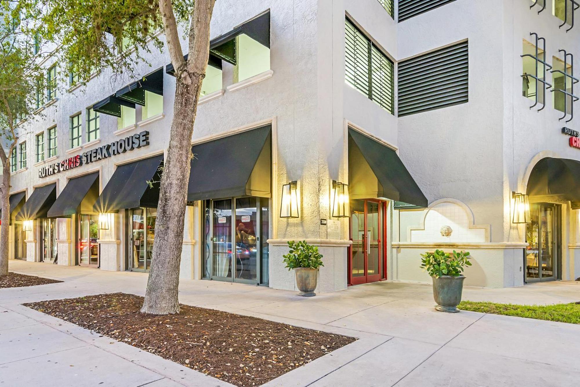 Appartement Stylish Modern At Gables Grand Plaza In Miami