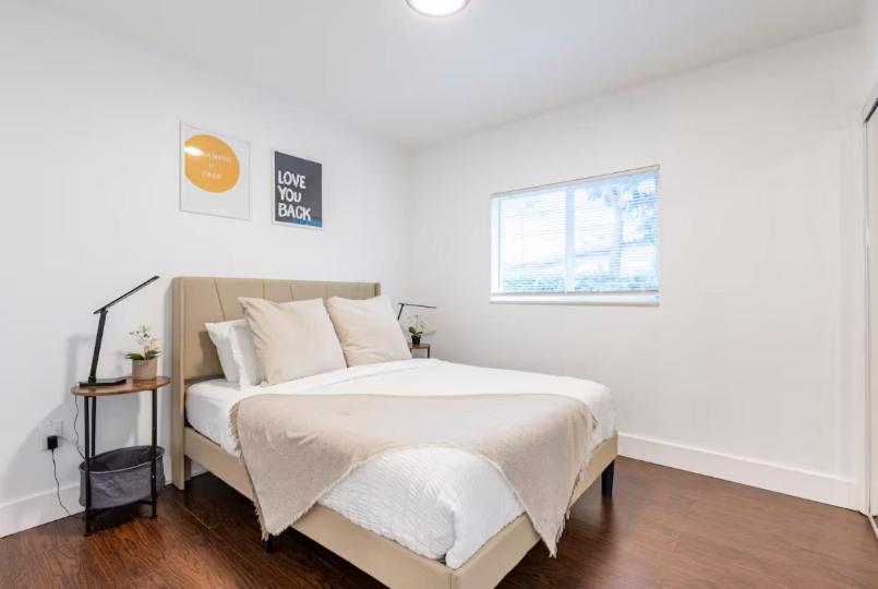 Cozy Pet-friendly & With Free Parking Holiday home *