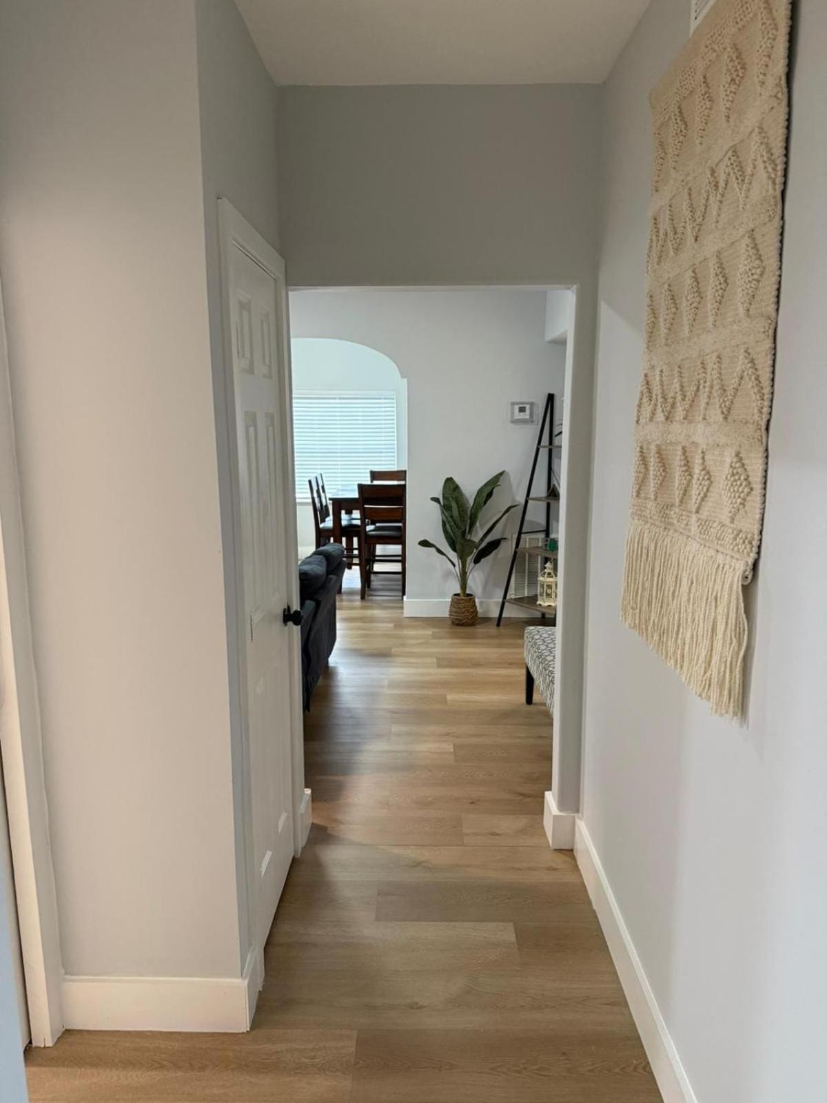 Stylish Homey 4bedroom With Outdoor Pool Apartment *
