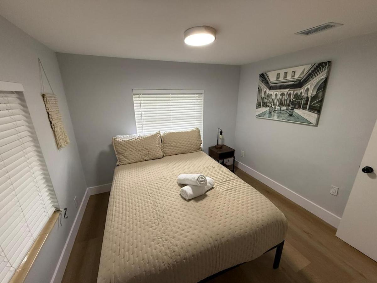 Apartment Stylish Homey 4bedroom With Outdoor Pool *