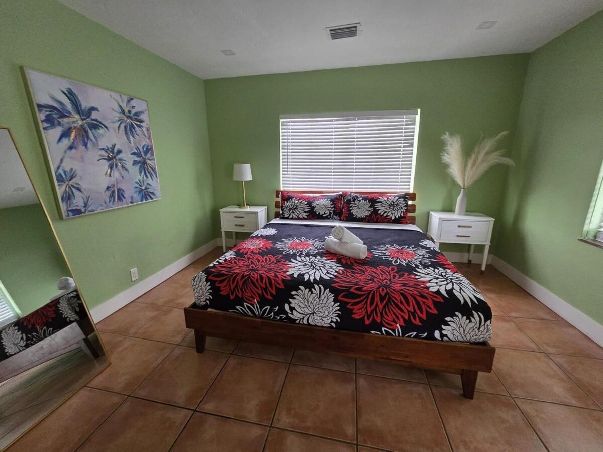 Vibrant Cuban-style Cozy For 6 Guests! *