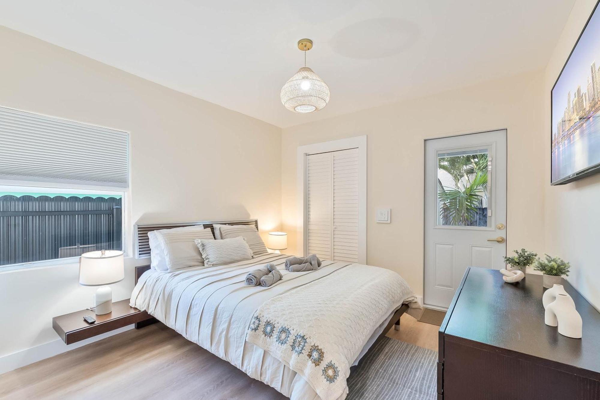 Casa Bellini 3bd, Bbq Sleeps 6, Near Brickell Miami